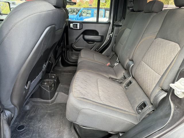 Used 2024 Jeep Gladiator Mojave w/ Convenience Group AWD/4WD image 21