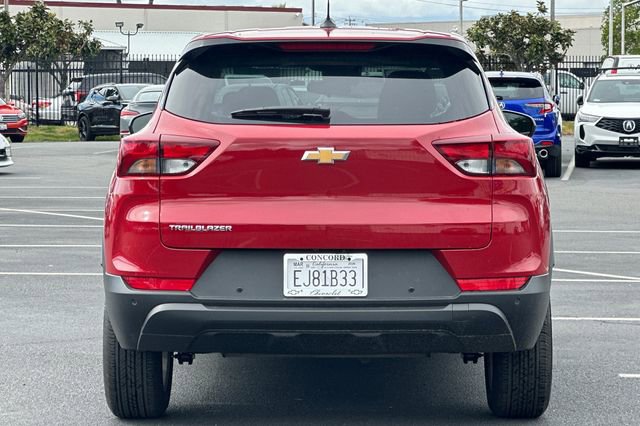 Used 2026 Chevrolet TrailBlazer LS w/ LS Convenience Package FWD image 5