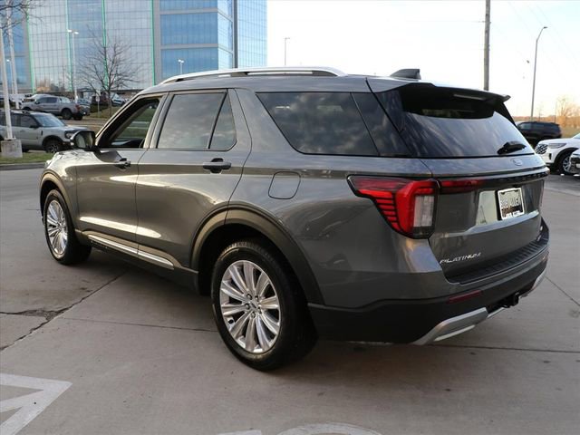 Used 2025 Ford Explorer Platinum w/ LUX Leather Package image 4