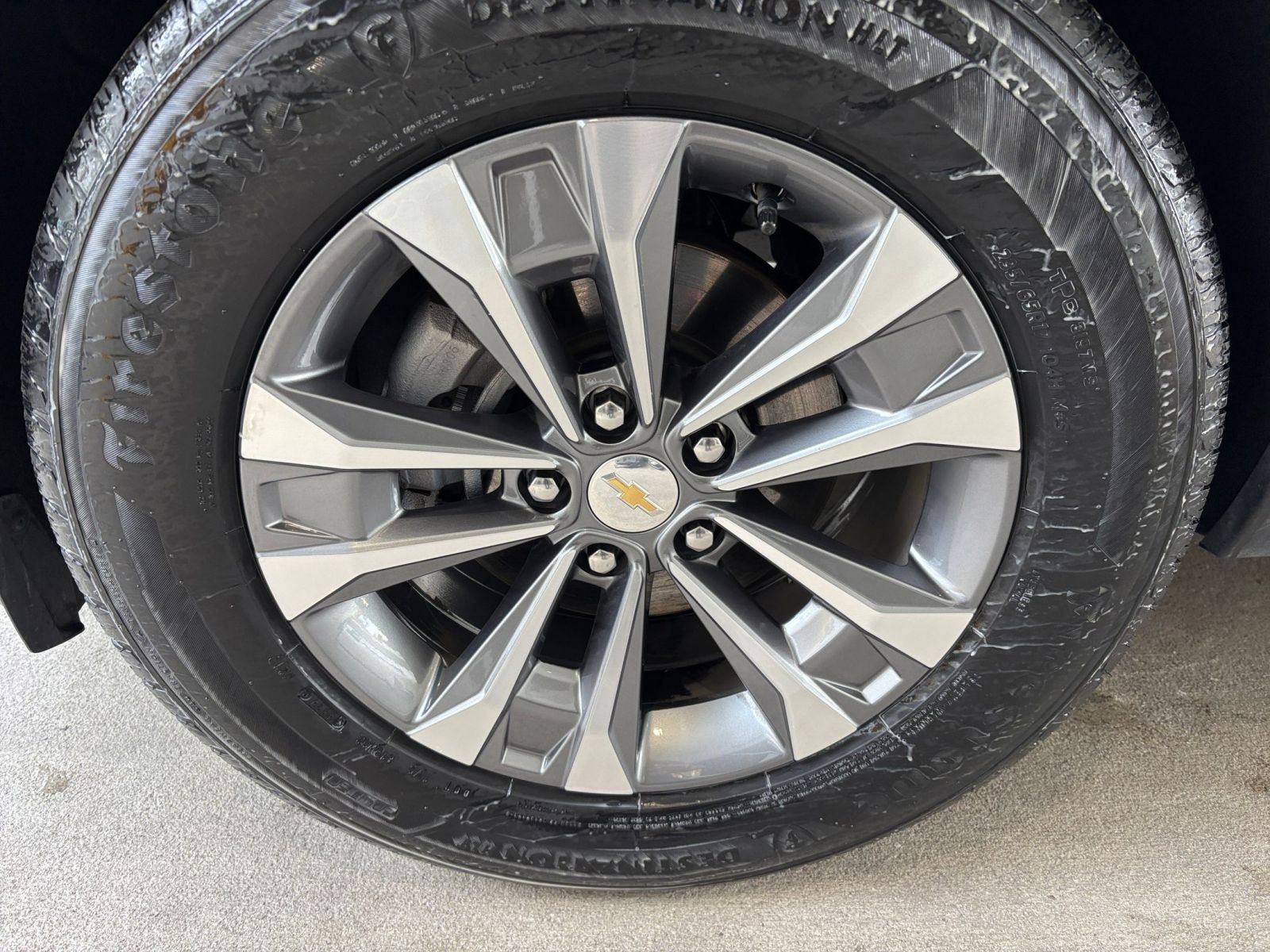Used 2025 Chevrolet Equinox LT FWD image 31
