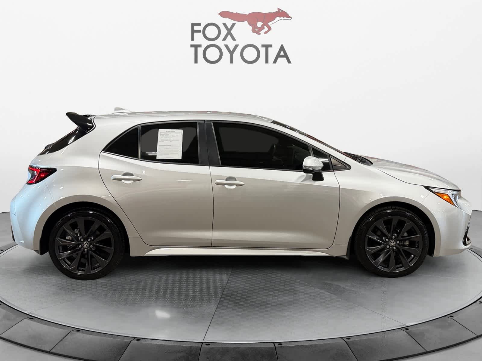 Used 2024 Toyota Corolla XSE FWD image 7