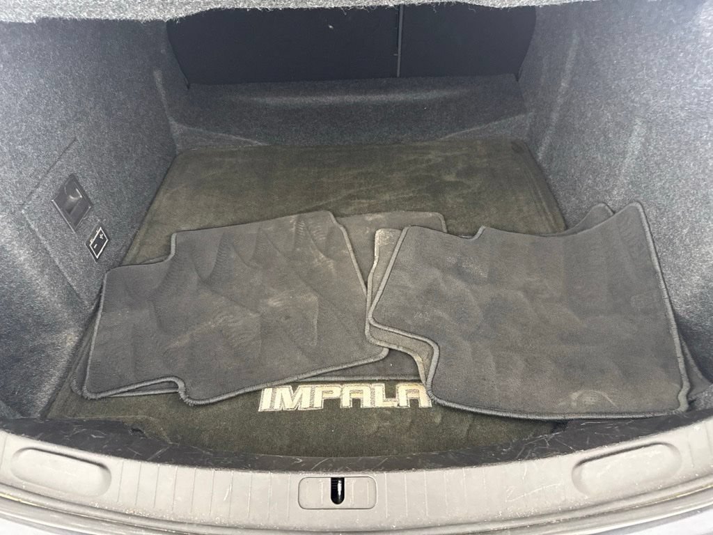 Used 2015 Chevrolet Impala LTZ FWD image 32