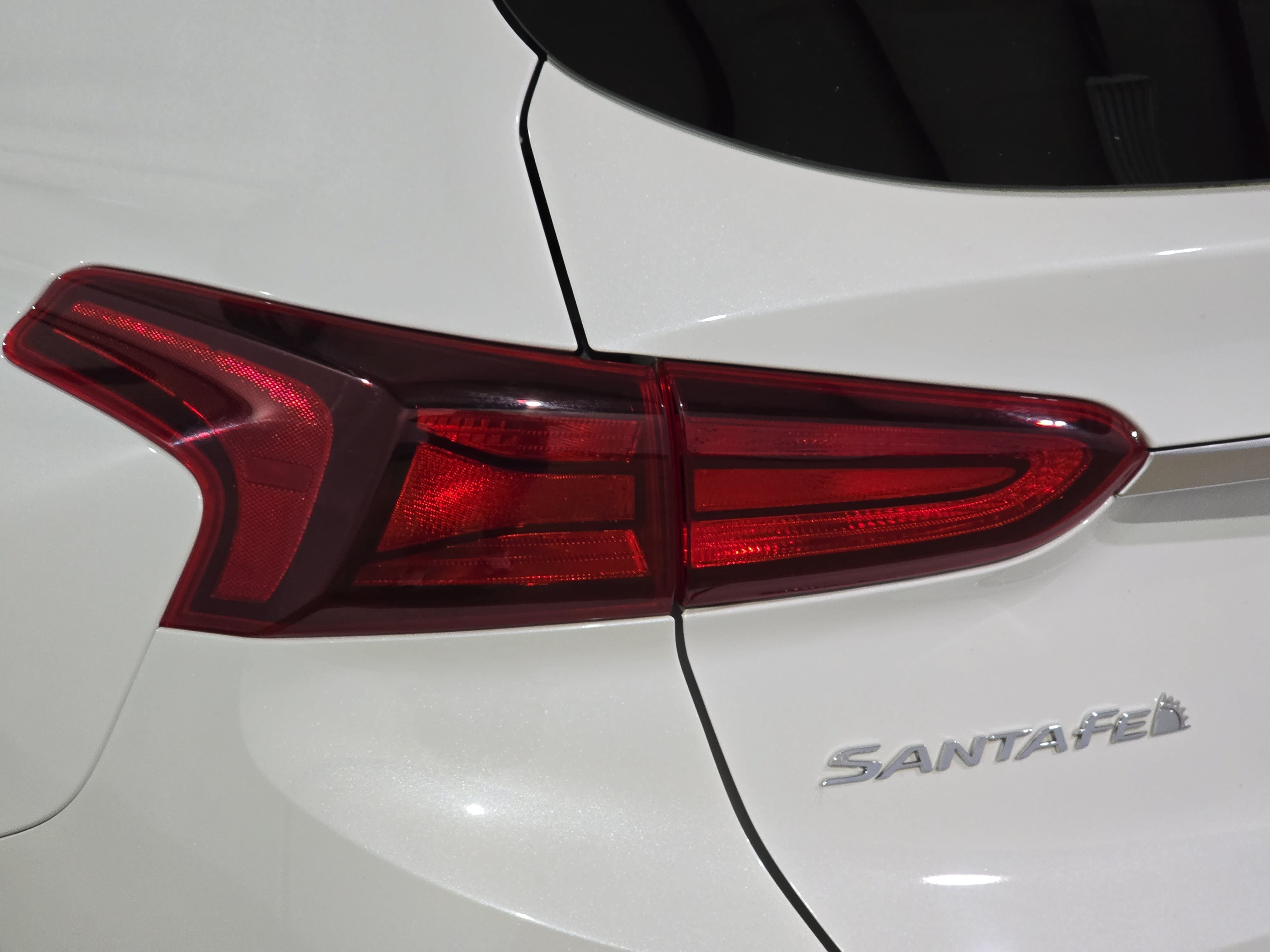 Used 2020 Hyundai Santa Fe SEL FWD image 29