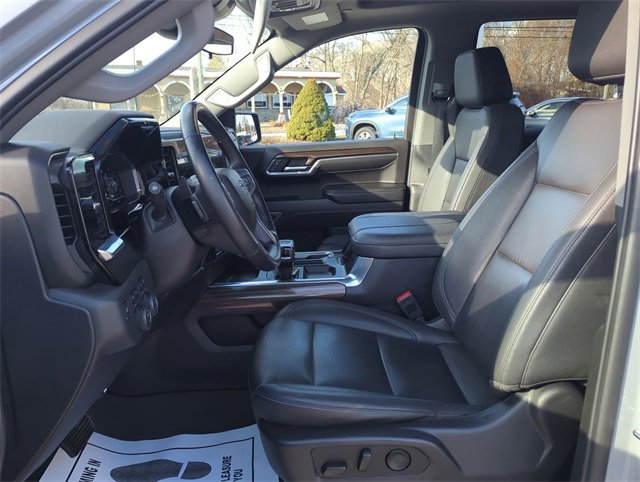 Certified 2024 Chevrolet Silverado 1500 LT Trail Boss w/ Convenience Package II image 19