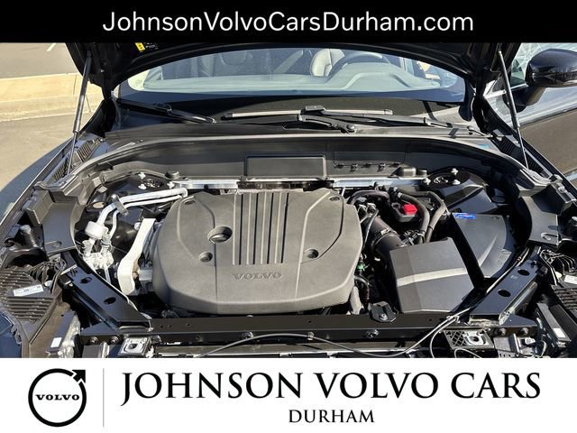 Used 2023 Volvo XC60 B5 Core w/ Climate Package image 18