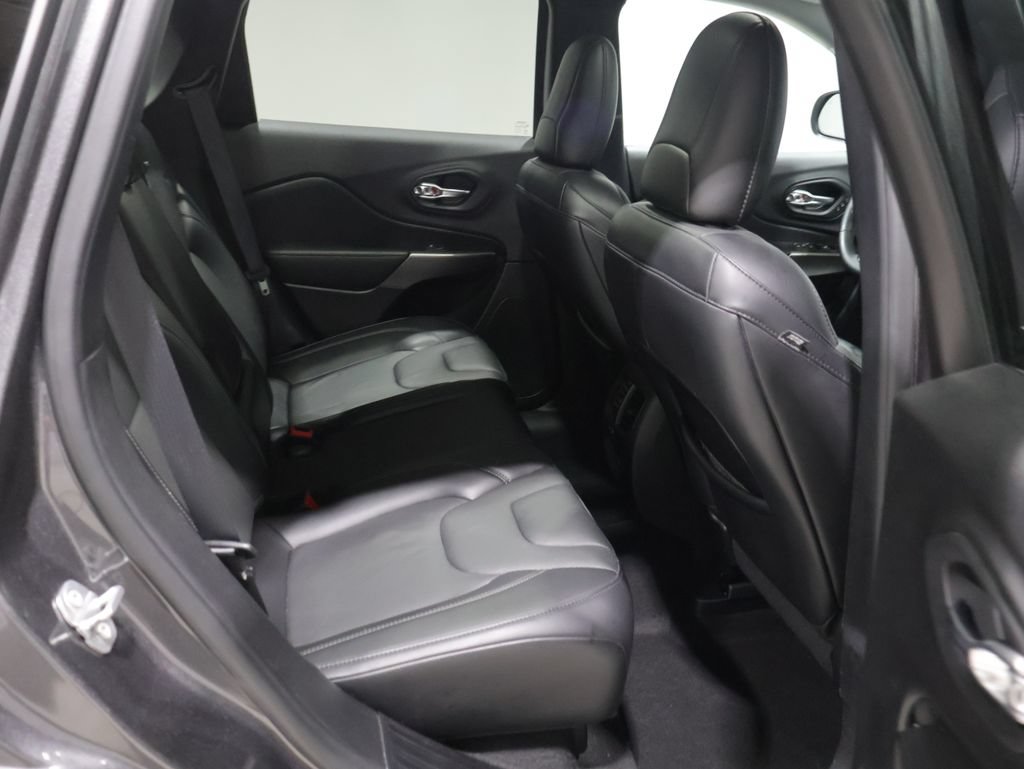 Used 2021 Jeep Cherokee Limited AWD/4WD image 19