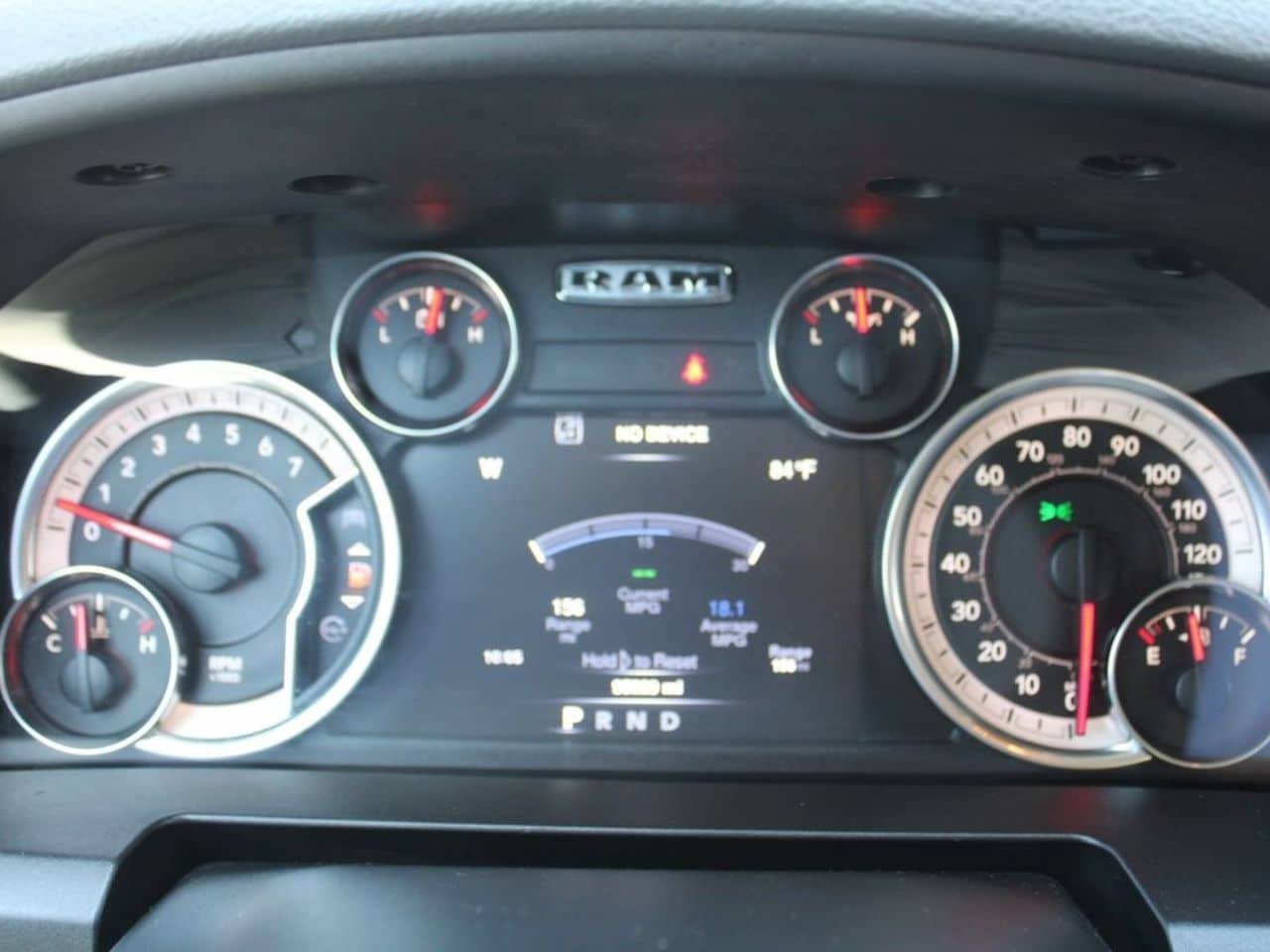 Used 2020 RAM 1500 Classic SLT w/ Luxury Group AWD/4WD image 19