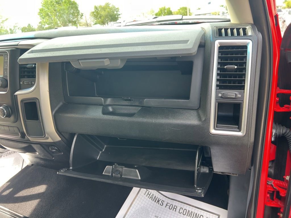 Used 2020 RAM 1500 Classic SLT image 44