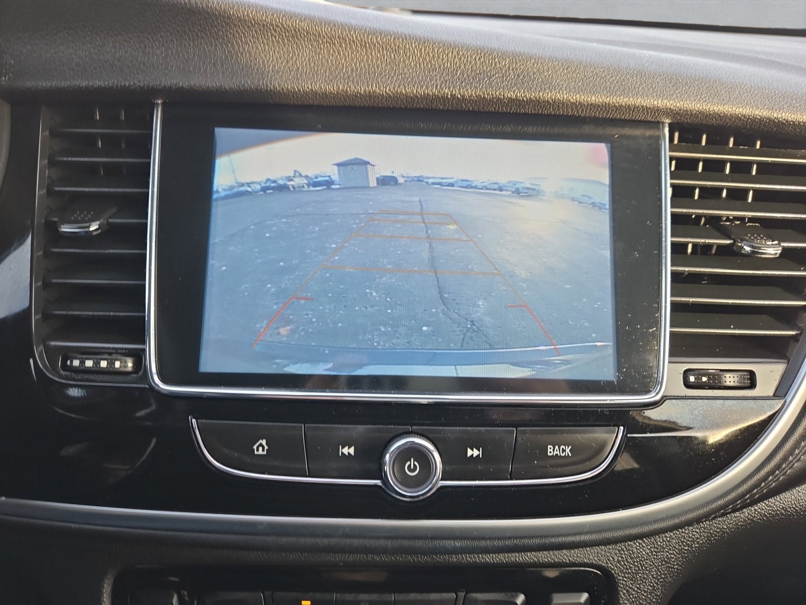 Used 2021 Buick Encore Preferred w/ Safety Package image 19