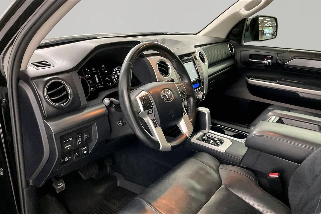 Used 2018 Toyota Tundra Platinum AWD/4WD image 17