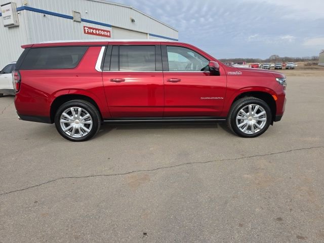 Used 2024 Chevrolet Suburban High Country image 6