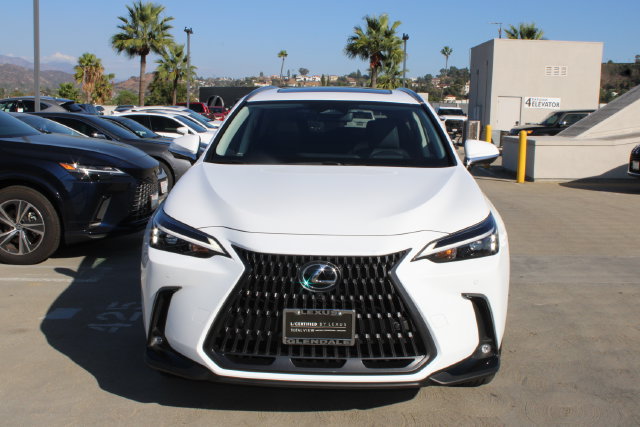 Used 2026 Lexus NX 350h AWD w/ Cold Area Package image 2