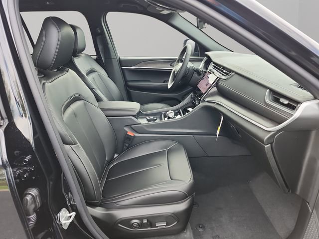 New 2025 Jeep Grand Cherokee Limited image 20