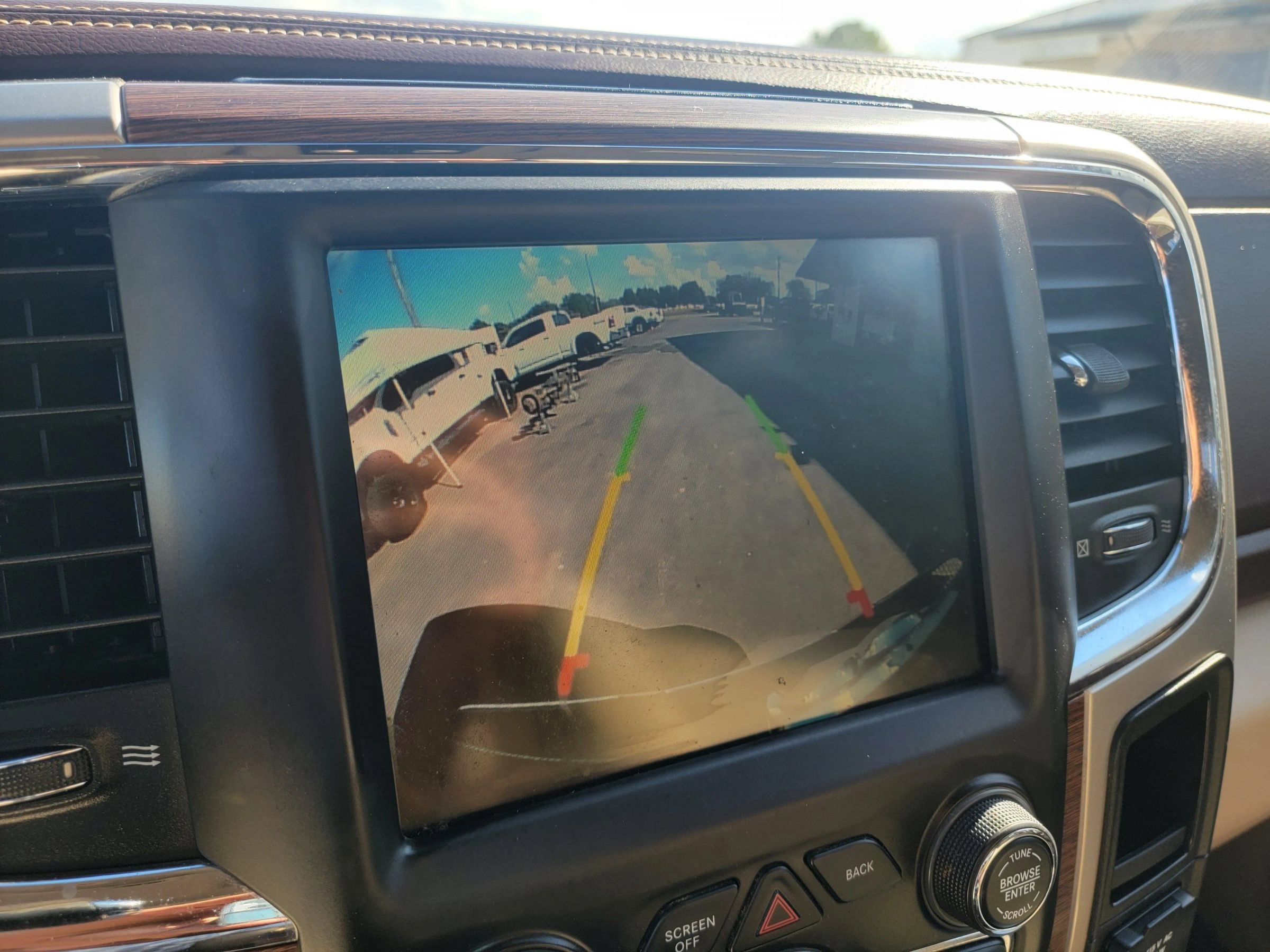 Used 2016 RAM 2500 Laramie RWD image 23