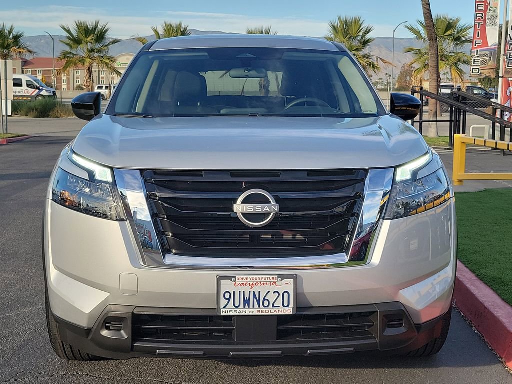 Certified 2025 Nissan Pathfinder S image 27