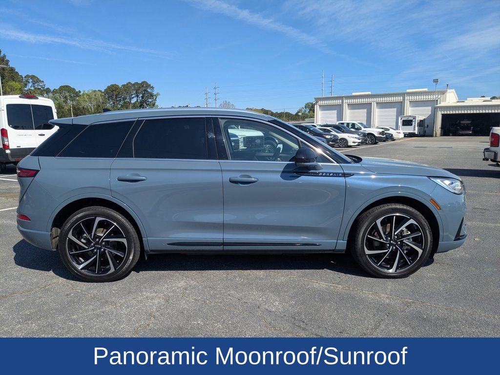 Used 2024 Lincoln Corsair Grand Touring video 3