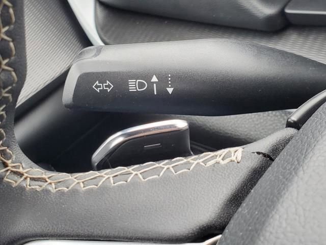 Used 2024 Jeep Grand Cherokee L Laredo image 17