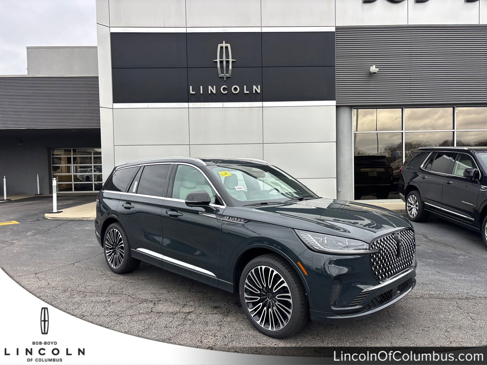 New 2026 Lincoln Aviator Black Label w/ Dynamic Handling Package image 1