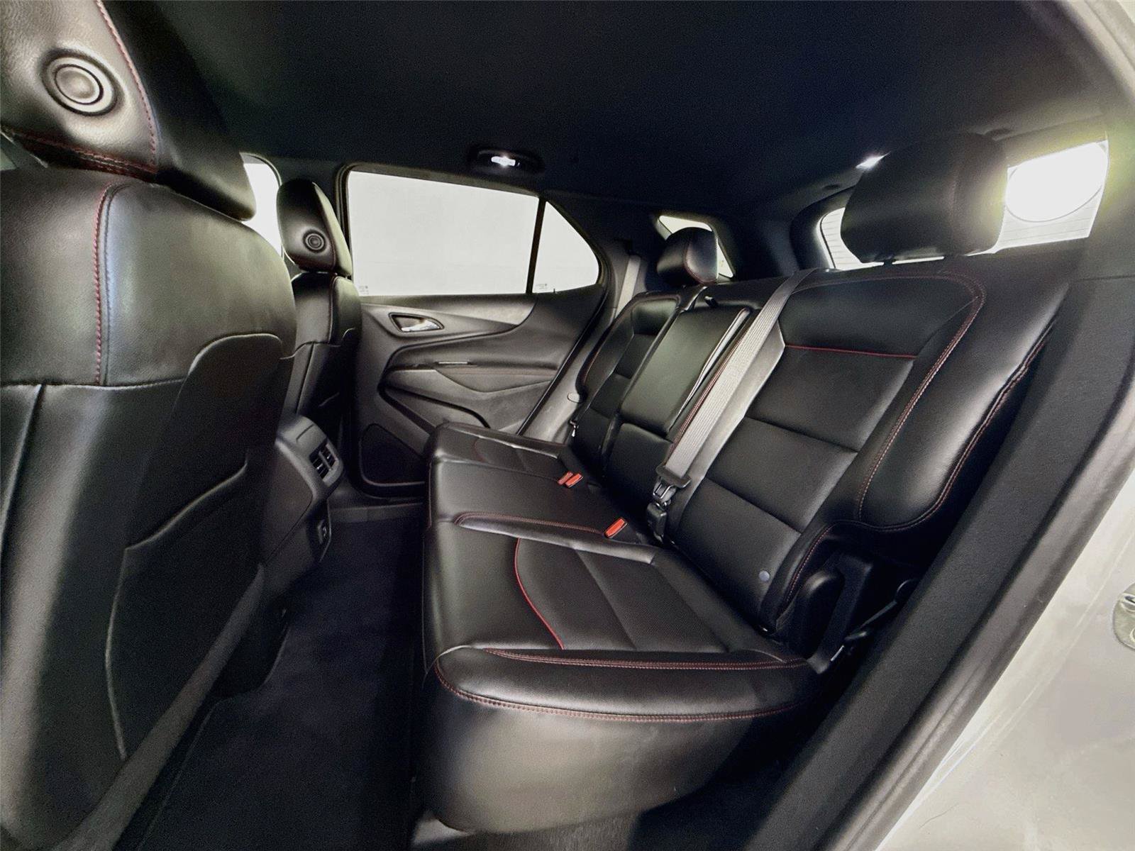 Used 2022 Chevrolet Equinox RS w/ RS Leather Package AWD/4WD image 26