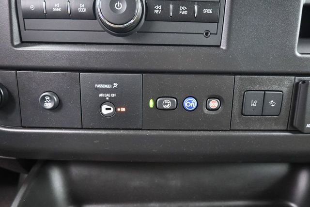 Used 2025 GMC Savana 2500 LT w/ LT Preferred Equipment Group RWD image 26