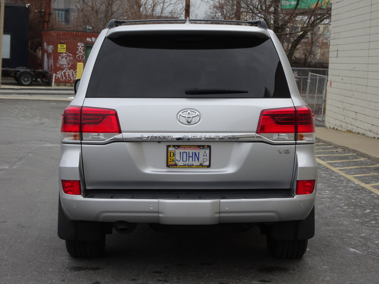 Used 2018 Toyota Land Cruiser image 6