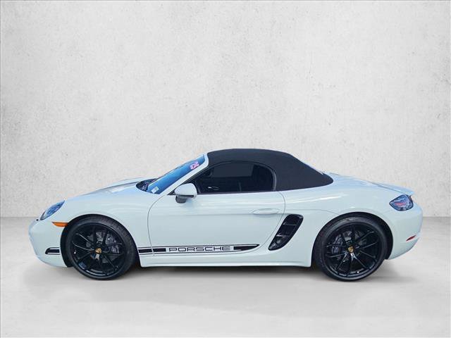 Used 2025 Porsche 718 Boxster RWD image 9