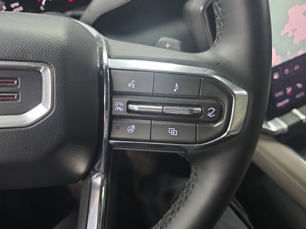 Certified 2026 GMC Acadia Elevation w/ Elevation Premium Package FWD image 28