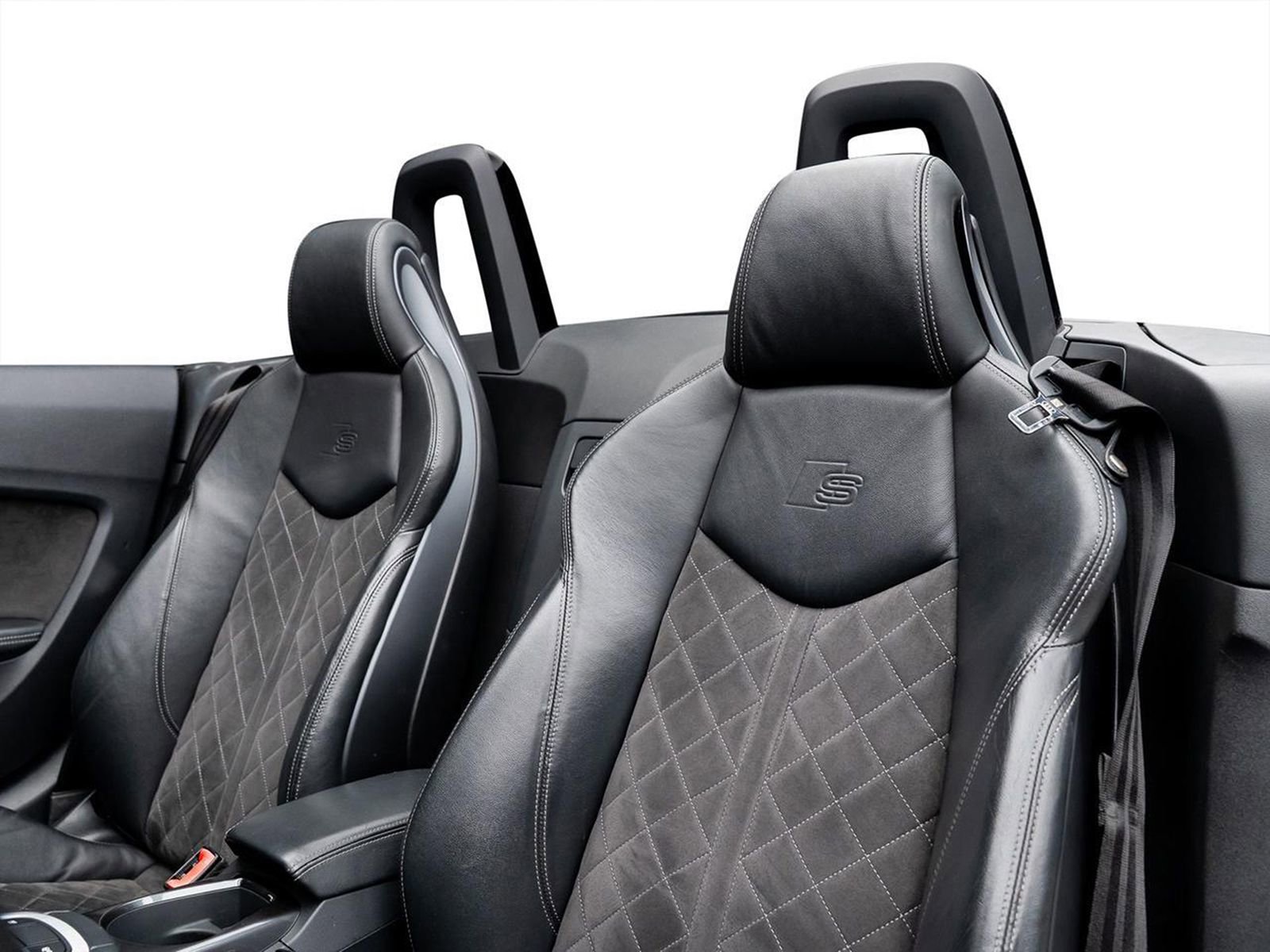 Used 2020 Audi TT 2.0T w/ S Line Competition Package image 33