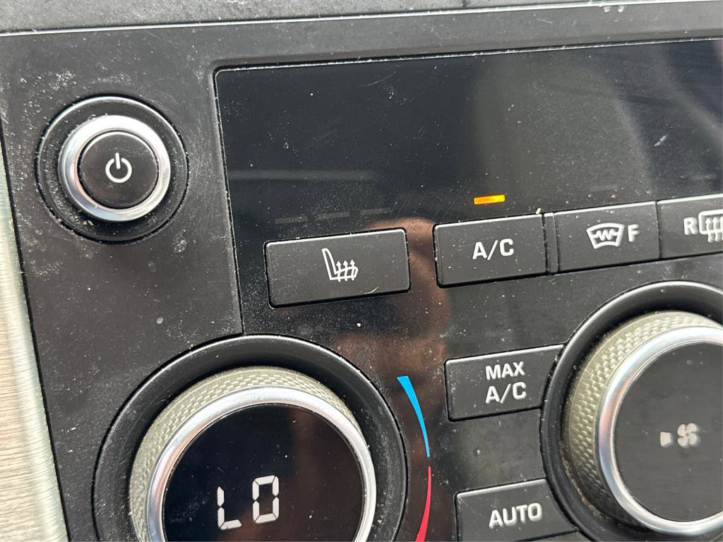 Used 2017 Land Rover Discovery Sport SE image 56