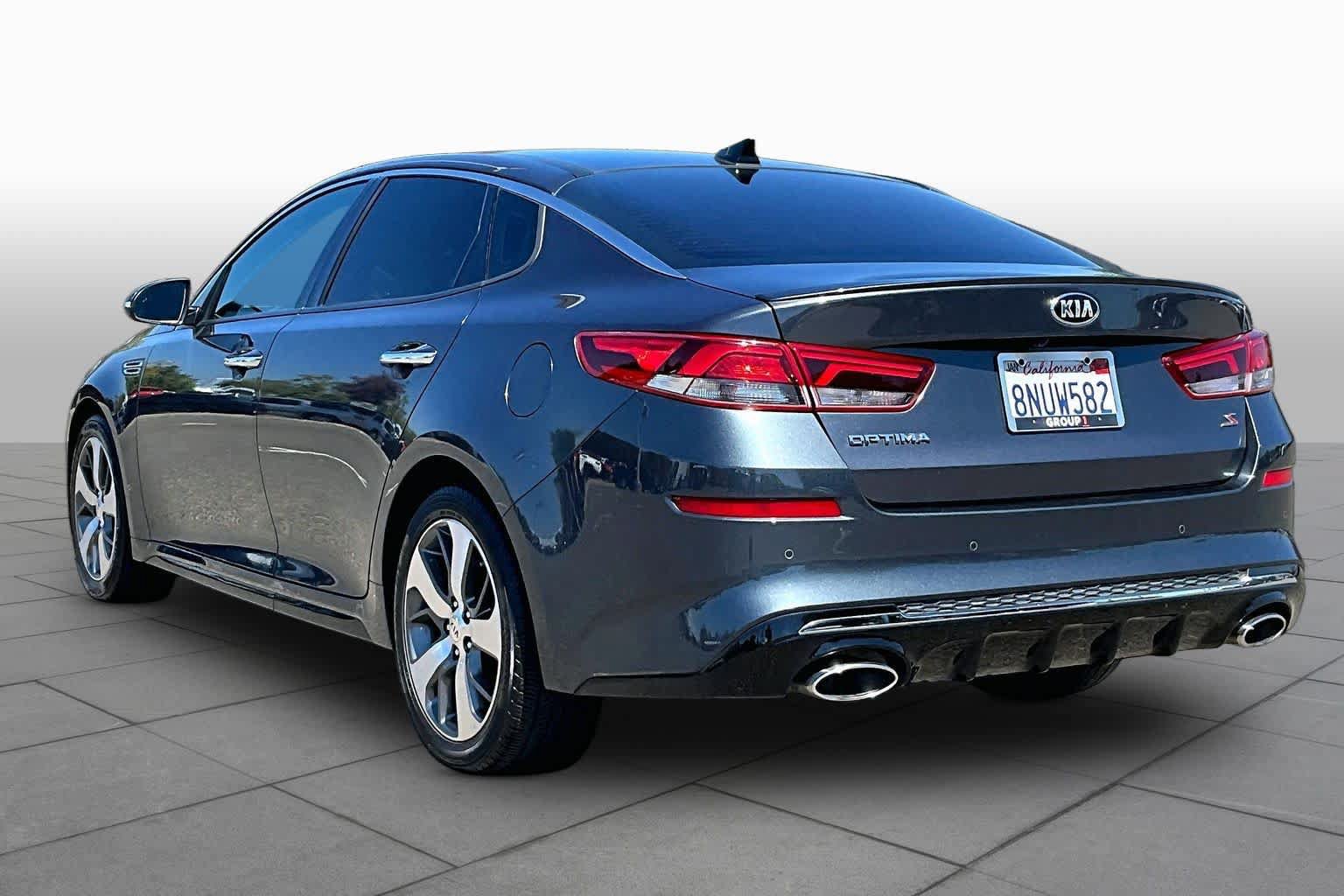Used 2020 Kia Optima S w/ S Panoramic Sunroof Package FWD image 11