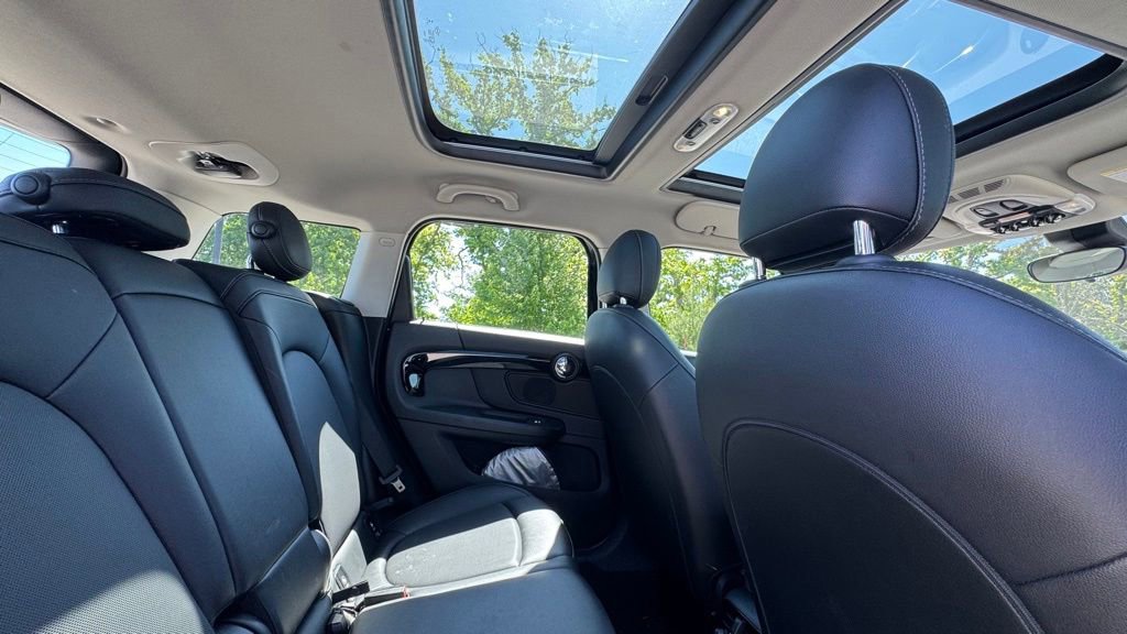 Used 2022 MINI Cooper Countryman ALL4 AWD/4WD image 8