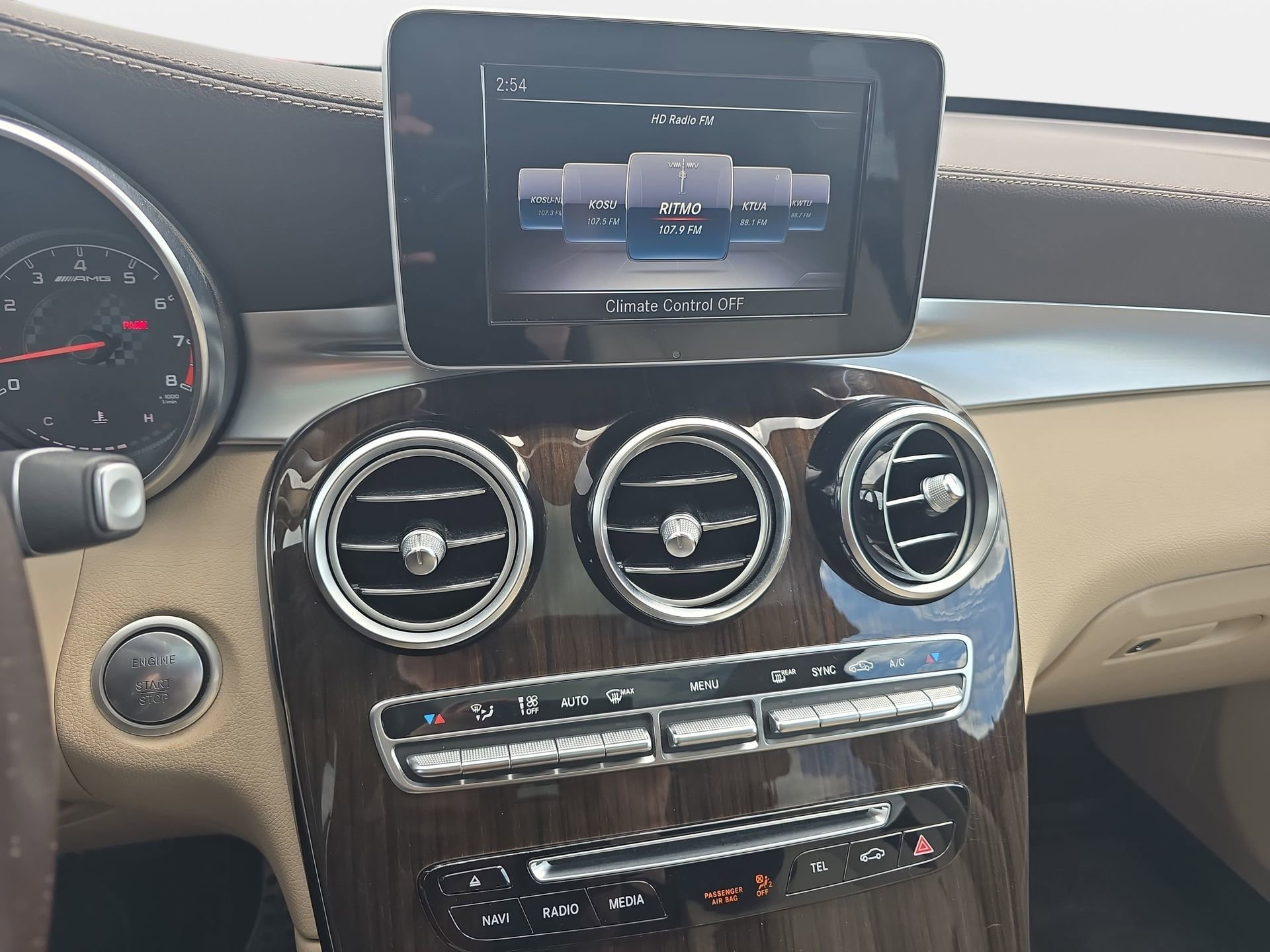 Used 2019 Mercedes-Benz GLC 43 AMG 4MATIC image 20