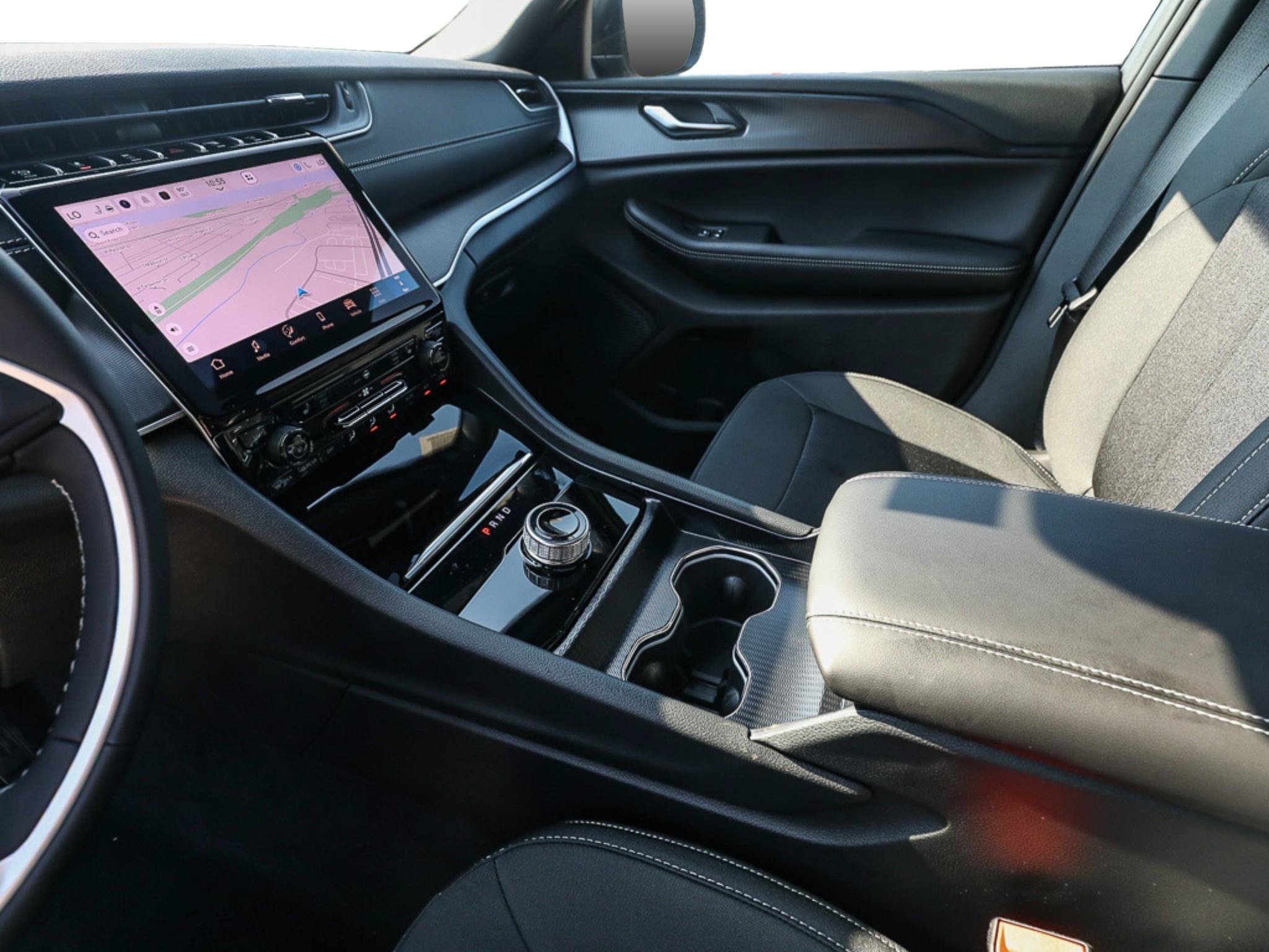 New 2027 Jeep Grand Cherokee Laredo X AWD/4WD image 20