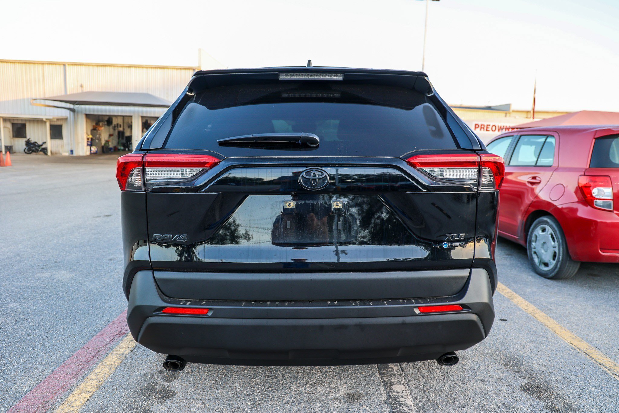 Certified 2025 Toyota RAV4 XLE w/ Convenience Package AWD/4WD image 8