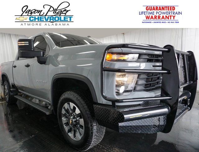 Used 2025 Chevrolet Silverado 2500 Custom image 1