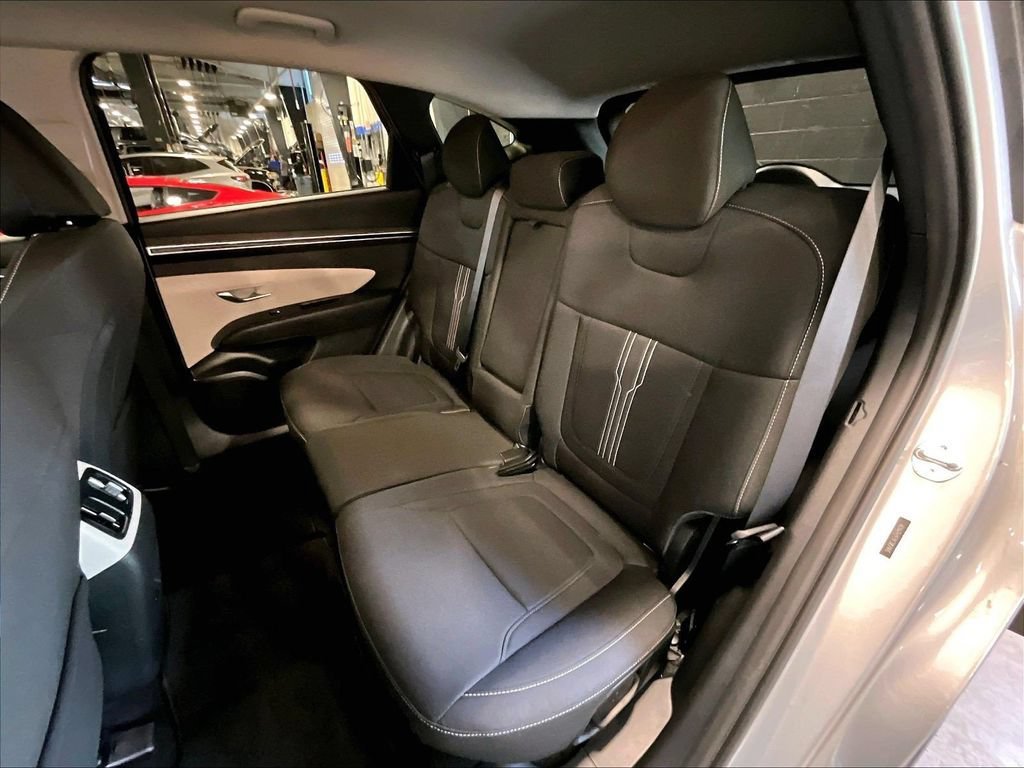 Used 2023 Hyundai Tucson SEL AWD/4WD image 15