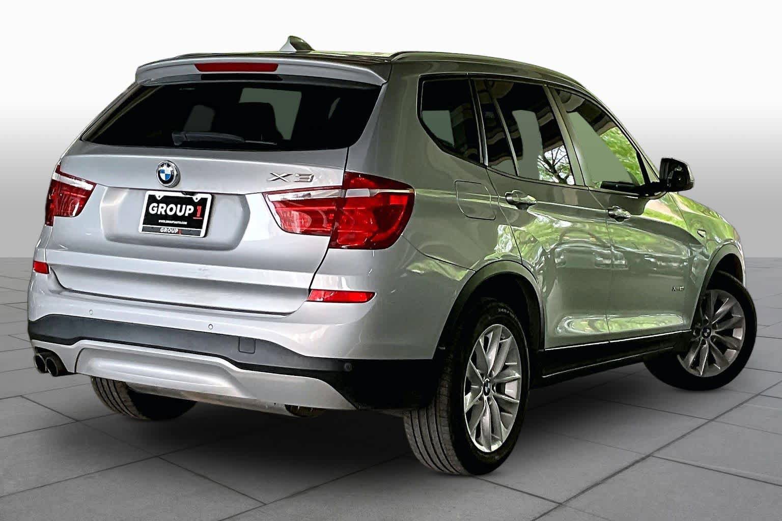 Used 2016 BMW X3 xDrive28i AWD/4WD image 12