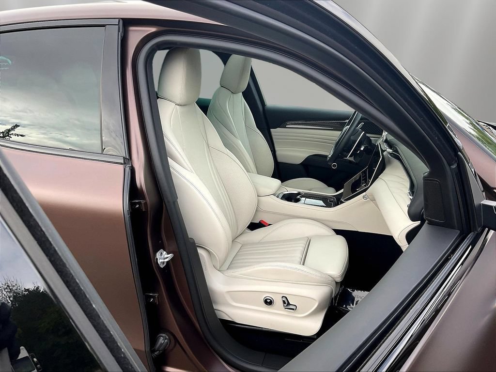 Used 2023 Maserati Grecale Modena AWD/4WD image 29