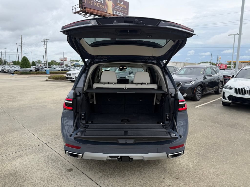 Certified 2026 BMW X7 xDrive40i w/ Executive Package AWD/4WD image 24
