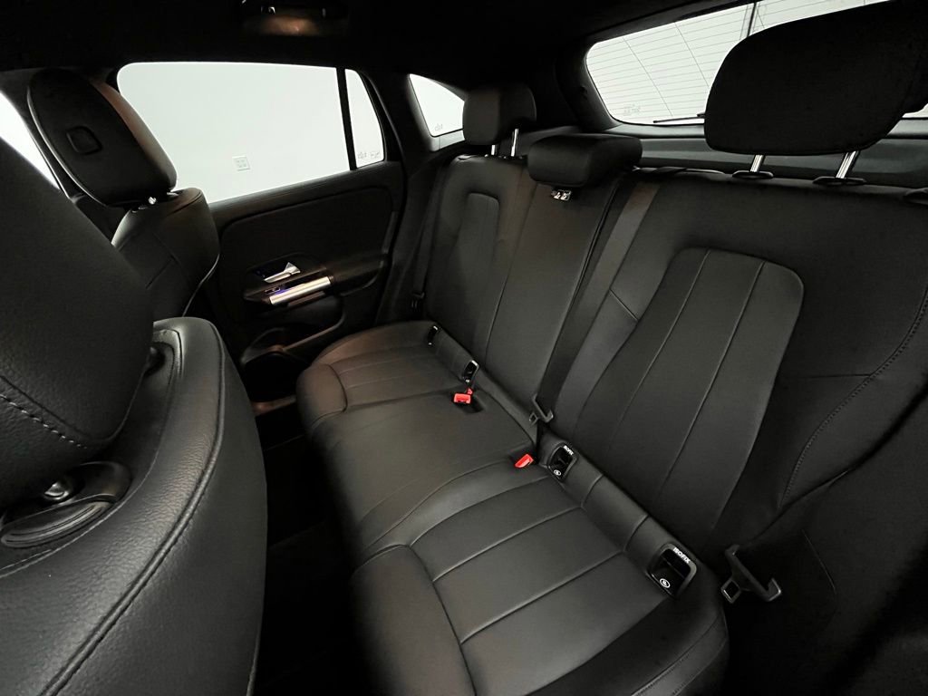 Used 2023 Mercedes-Benz GLA 250 4MATIC image 31