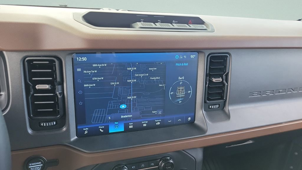 Used 2024 Ford Bronco Outer Banks image 29