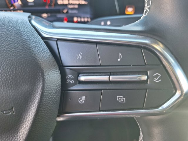 Used 2026 Chevrolet Traverse LT AWD/4WD image 23
