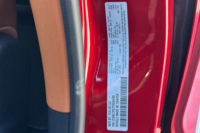 New 2026 Chrysler Pacifica Pinnacle image 27