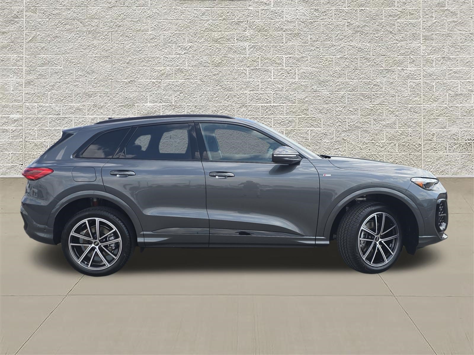 New 2026 Audi Q5 Premium Plus AWD/4WD image 8