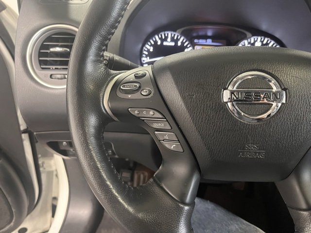 Used 2020 Nissan Pathfinder SL image 25