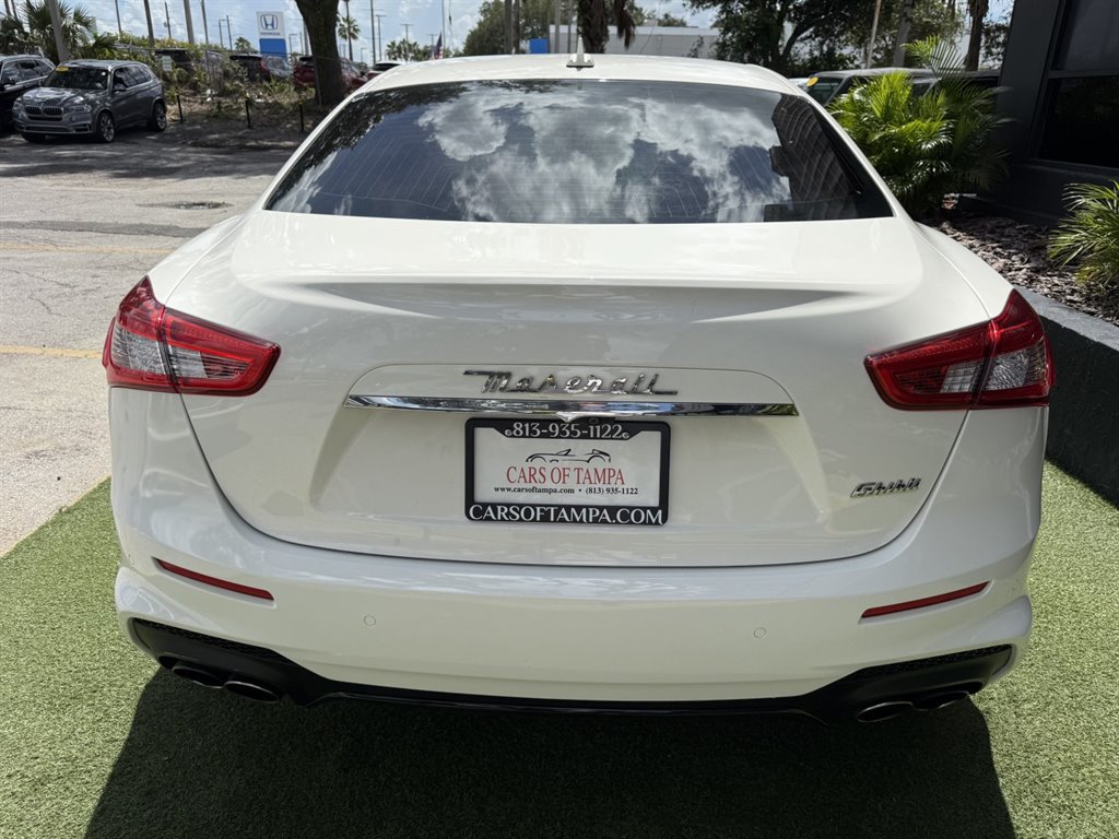Used 2018 Maserati Ghibli GranSport RWD image 5