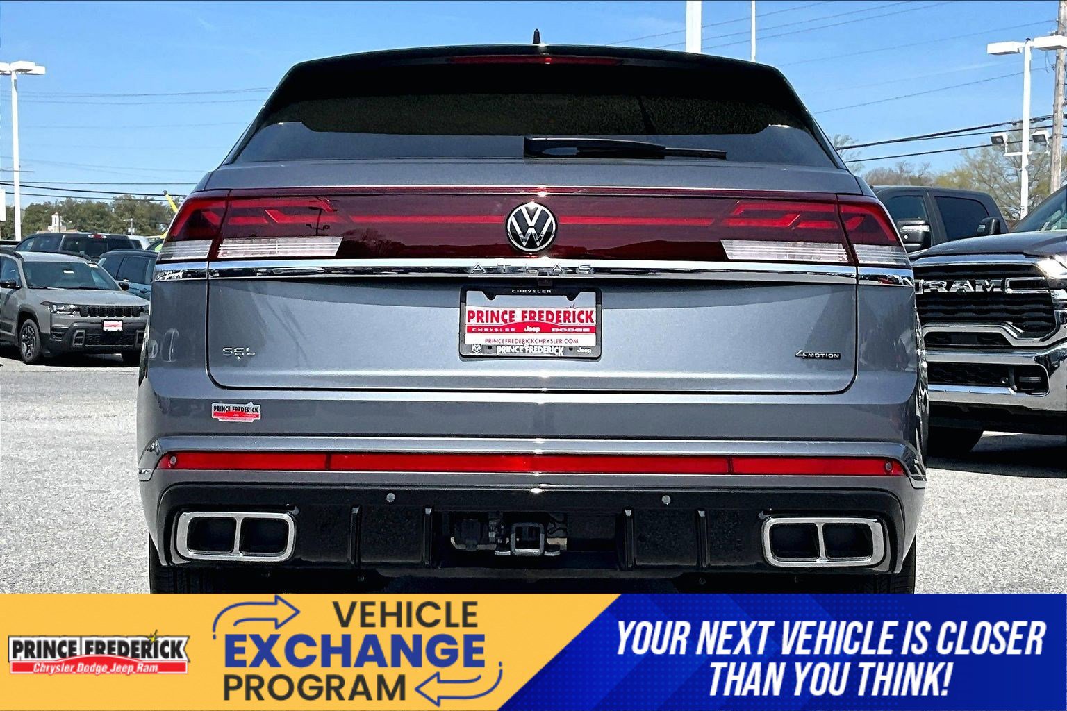 Used 2024 Volkswagen Atlas Cross Sport SEL R-Line AWD/4WD image 4