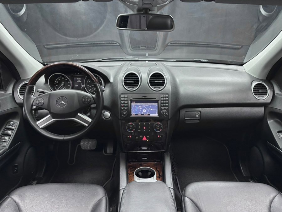 Used 2010 Mercedes-Benz ML 550 4MATIC image 35