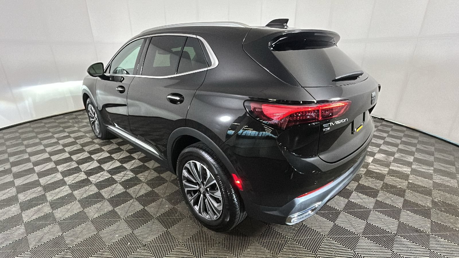 Used 2025 Buick Envision Preferred AWD/4WD image 5