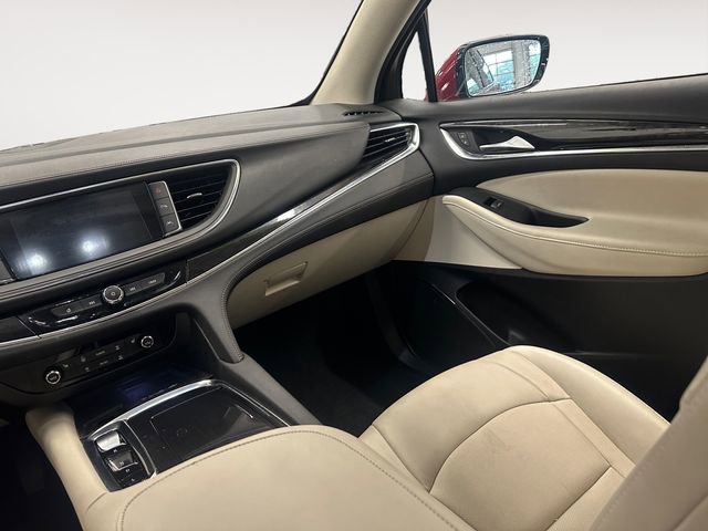 Used 2023 Buick Enclave Essence w/ Sport Touring Edition FWD image 11